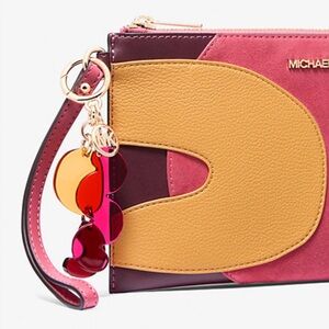 Michael Kors Jet Set Travel Large Patchwork Wristlet & Abstract Key Chain Bundle